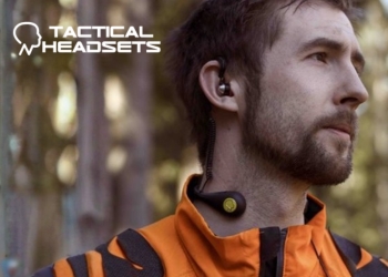 NeckMic-Technologie von Tactical Headsets Sweden für störgeräuscharme Funkkommunikation in lärmintensiven Umgebungen.